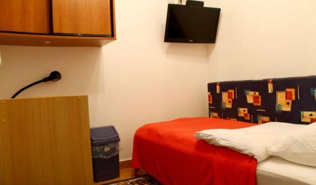 Domin Osijek Hotel Kültér fotó