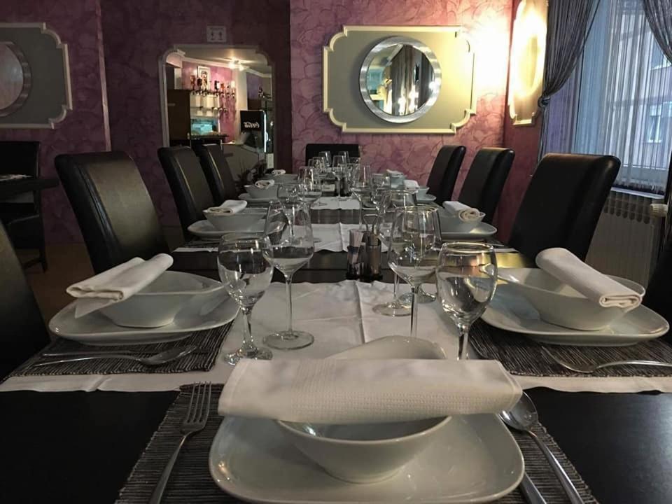 Domin Osijek Hotel Kültér fotó